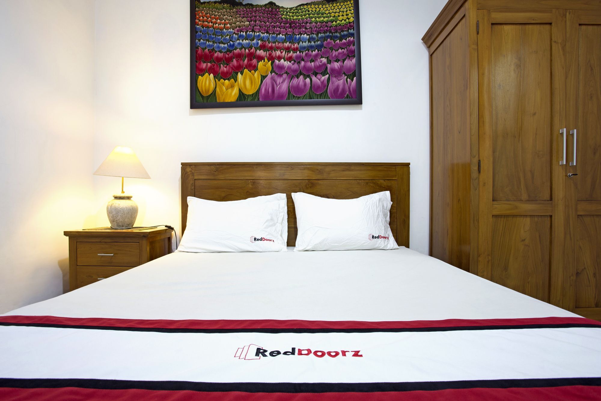 Reddoorz Near Adisucipto Airport Hotel Yogyakarta Kültér fotó